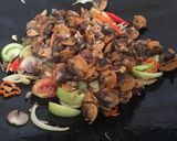 Foto langkah ke 3 dari resep Kerang Dara Saos Gochujang.