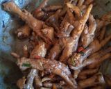 Foto langkah ke 7 dari resep Ceker Ayam Masak Kecap.