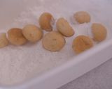 A picture of step 13 of Snowball Cookies (Boule de Neige).