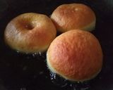 Foto langkah ke 4 dari resep Donat bomboloni with selai coklat homemade.