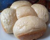 A picture of step 9 of White Bread Rolls Without Oven.