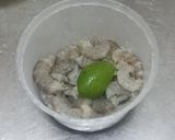 Foto langkah ke 1 dari resep Bakwan Udang Daun Jeruk.
