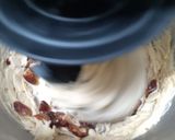 Foto langkah ke 2 dari resep ROTI Kurma Almond.
