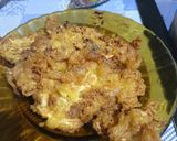 Foto langkah ke 5 dari resep Kol goreng lapis telur.