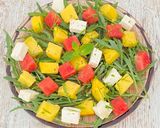 Une image de l'étape 1 de Salade de pastèque /mangue/feta.