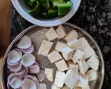 A picture of step 1 of Grilled Paneer Tikka.
