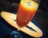 A picture of step 1 of Super healthy papaya juice.