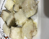 Foto del paso 4 de la receta: Bacalao confitado con crema de pimiento morrón y guindilla cayena y el otro pincho con pil pil