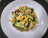 Foto del paso 5 de la receta: Spaghetti de calabacín con ternera, calabaza y setas