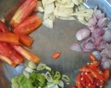 Foto langkah ke 2 dari resep Udang Kecap Pedas.