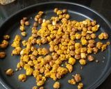 A picture of step 3 of Baked masala peanuts.