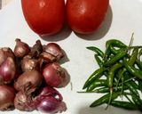 Foto langkah ke 1 dari resep Sambal Matah Tomat.