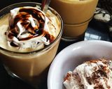 A picture of step 4 of Frothy coffee with ice cream.