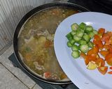 Foto langkah ke 7 dari resep Asem Asem Iga dan Daging Sapi.