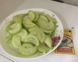 Hình bước làm 2 của món Bầu rim ngũ vị
