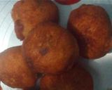 A picture of step 5 of Paneer bread roll.