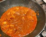 A picture of step 2 of Chicken yogurt curry.