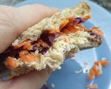 Foto del paso 6 de la receta: 🥪 Sándwich de pollo, repollo y zanahoria 🥪
