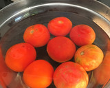 Foto del paso 1 de la receta: Bonito en salsa de tomate natural con quinoa