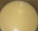 A picture of step 1 of Puding Mangga.