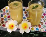 A picture of step 3 of Pears and Orange Smoothie.