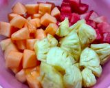 Foto langkah ke 2 dari resep Roti Maryam Salad Buah ala Chef Muhammad.