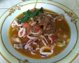 Foto langkah ke 4 dari resep Tumis cumi basah.