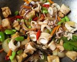 Foto langkah ke 7 dari resep Oseng Cumi Pete.