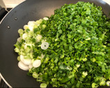 Foto del paso 2 de la receta: Budín de cebollines