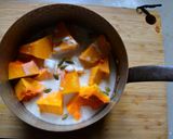 Une image de l'étape 1 de Velouté de courge butternut au lait de coco et cardamome.