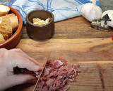 Foto del paso 3 de la receta: Sopa de ajo o sopa castellana