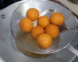Foto langkah ke 8 dari resep *KROKET TALAS GLUTEN FREE*.