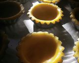Foto langkah ke 3 dari resep Pie susu ekonomis no mixer.