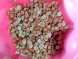 Kerupuk kacang peyek