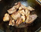 Foto langkah ke 4 dari resep 36 Ayam Kecap Pedas Manis.