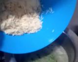 A picture of step 5 of Garlic Matar rice.