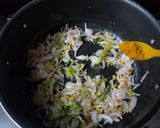 A picture of step 2 of Andhra Uggani/puffed rice upma.