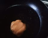 A picture of step 4 of Juicy burger.