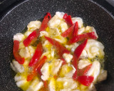 Foto del paso 3 de la receta: Cocochas de Bacalao con Pimientos del Piquillo y Gulas