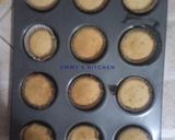 A picture of step 6 of 100pcs Vanilla Cupcakes.