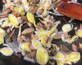Foto del paso 2 de la receta: 96. Quiche de puerros y setas sin nata (principal pasta)