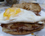 Foto del paso 1 de la receta: Bocadillo de centeno con cabeza de lomo y huevo