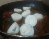 A picture of step 6 of Spicy Egg Curry.