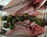 Foto del paso 3 de la receta: Pescado al horno con almejas
