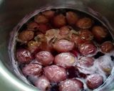 A picture of step 2 of Jamun Panna.