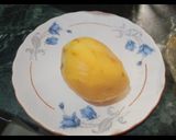 A picture of step 1 of Mango custard.