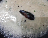 Foto del paso 4 de la receta: Mejillones a la marinera