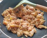 Foto langkah ke 5 dari resep Oseng paha ayam filet.