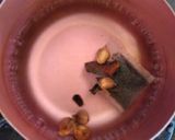 Foto langkah ke 2 dari resep Teh Susu Rempah Arab (Syai Haleeb).