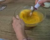 Foto del paso 2 de la receta: Flan de huevo sin horno en olla convencional